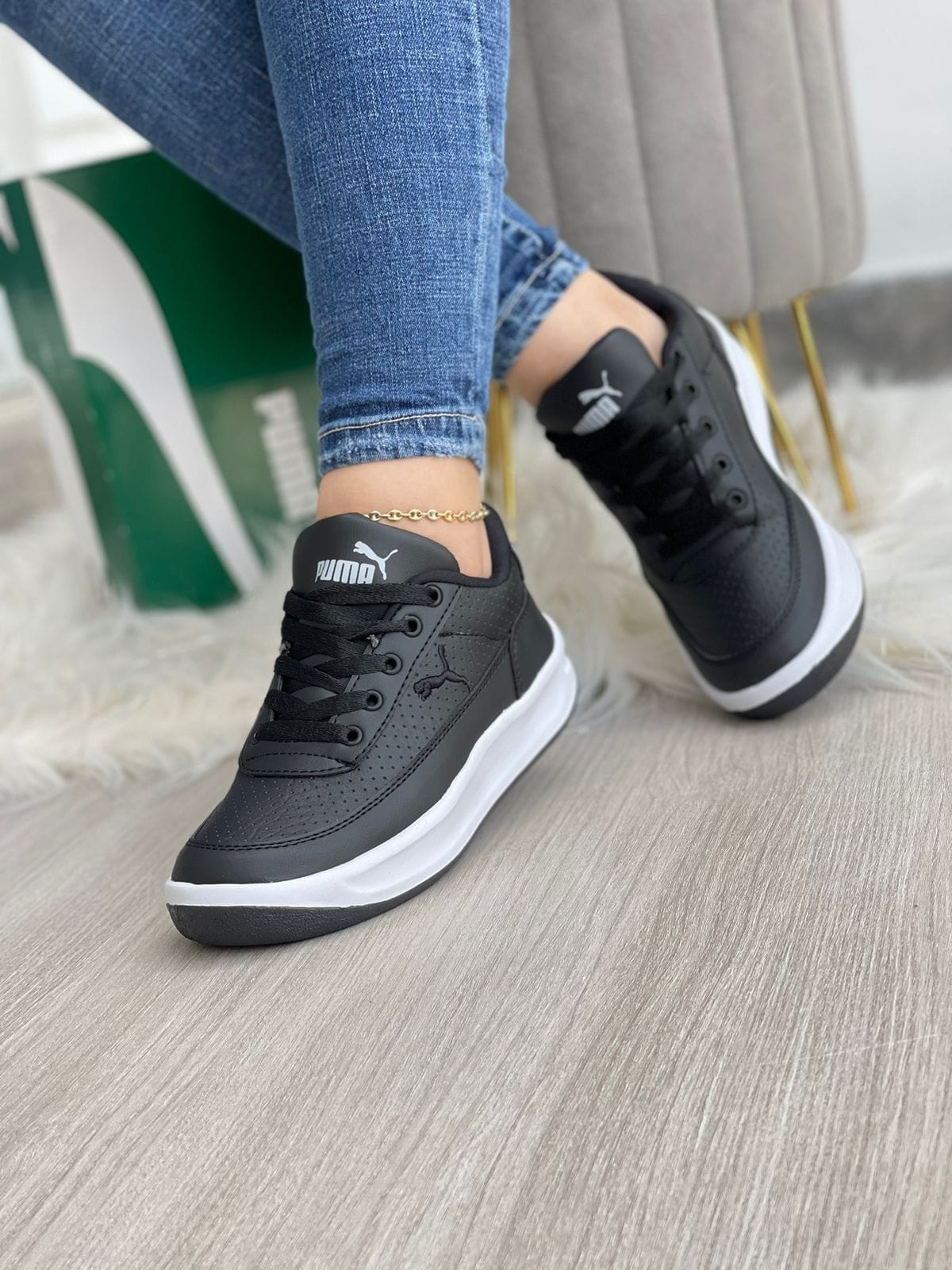 Calzado Puma California Dama: Estilo y Comodidad para Mujer
